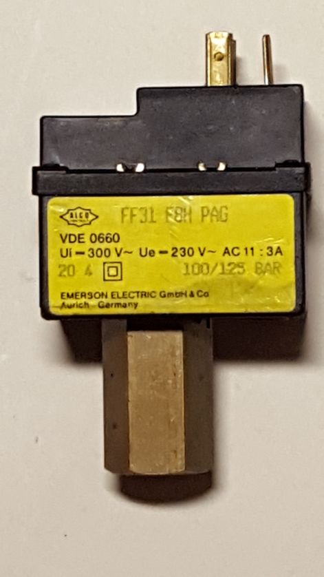 alco_control_ff31_f8h_pag_nyomaskapcsolo_100_125_bar1.jpg alco_control_ff31_f8h_pag_nyomaskapcsolo_100_125_bar1.jpg