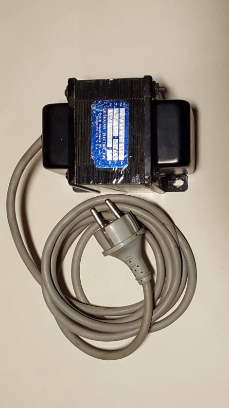 fleishman_f-1210_autotrafo1.jpg